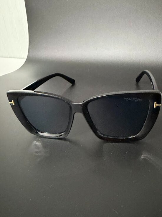 Black Oversized Square Sunglasses Retro Fashion Statement Shades UV Style main image 4